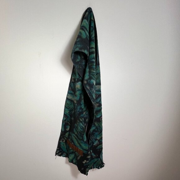 Lot of 4 Scarves: 2 Warm Scarves + 2 Silky Scarves - Picture 3 of 9